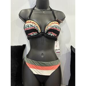 Sundazed bikini top print NWT Macys bundle